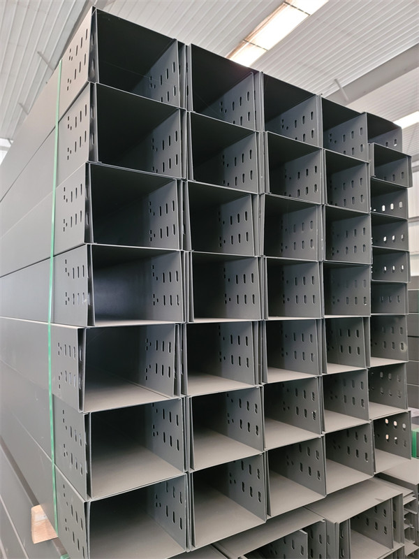 Channel cable trays